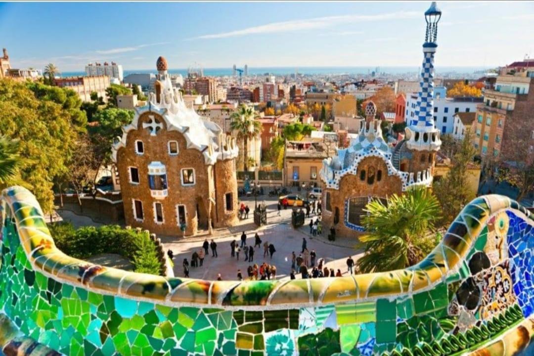 Exclusivo Junto Sagrada Familia Apartment *